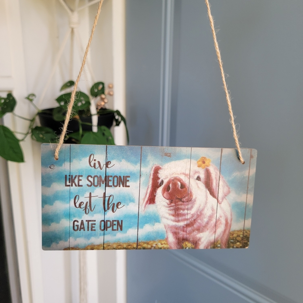 Firm✅️ Cute Piglet Hanging Sign Pig Decor